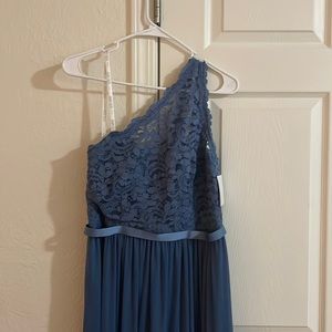 NWT David’s bridal bridesmaid dress. Size 8.